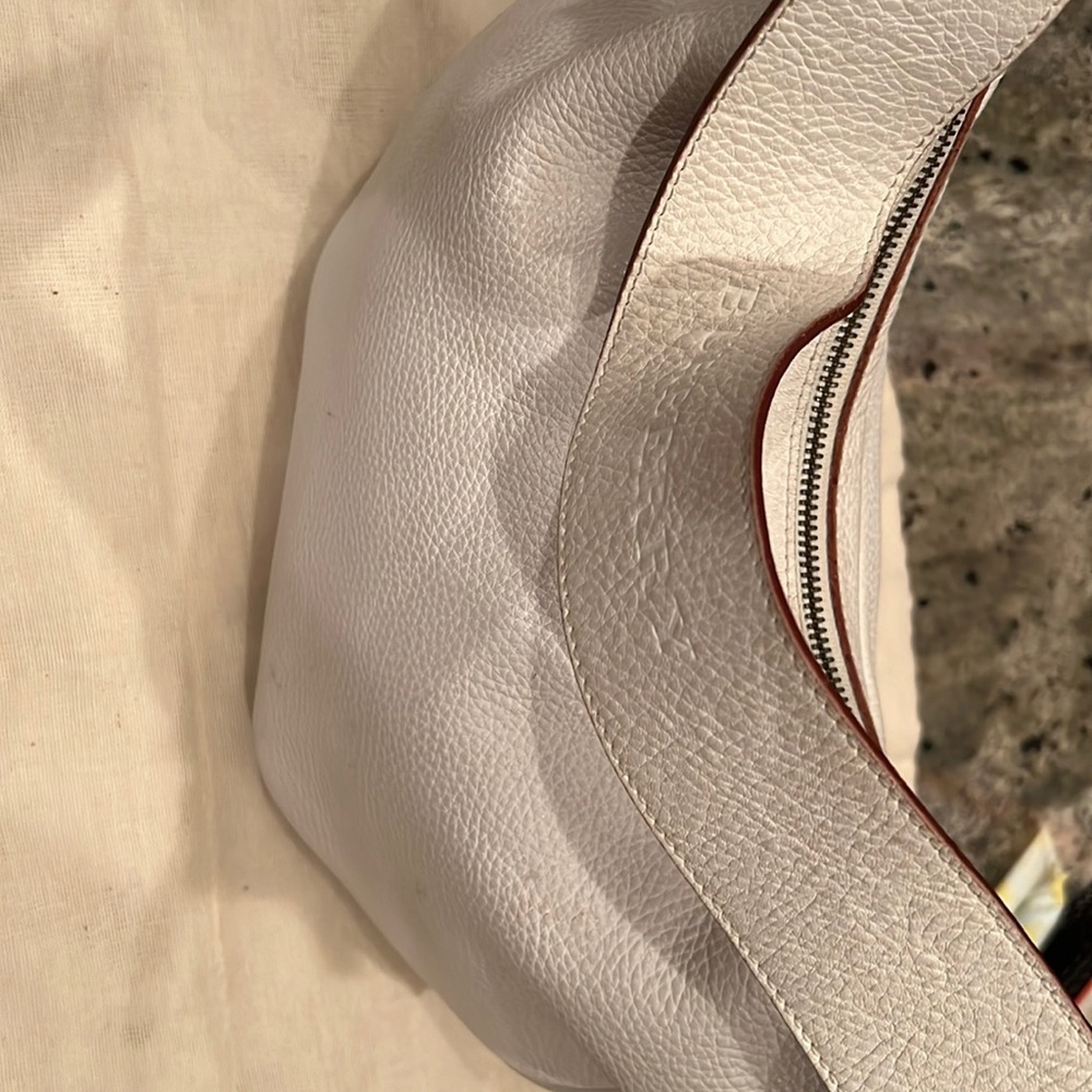 Burberry White Shoulder Bag
